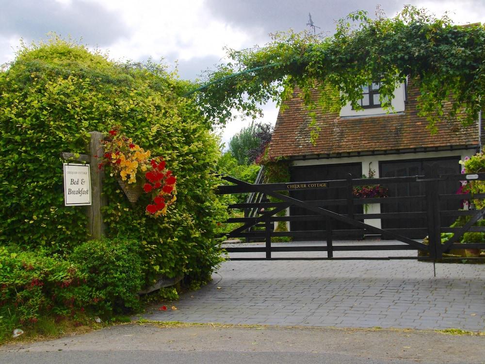 Chequer Cottage B&B