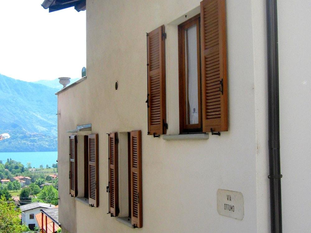 Simplistic Apartment in Consiglio di Rumo With Fenced Garden Featured Image