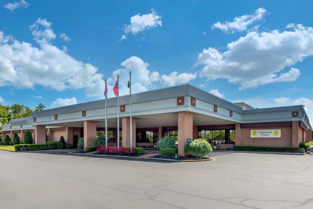Quality Inn Exit 4 Exterior