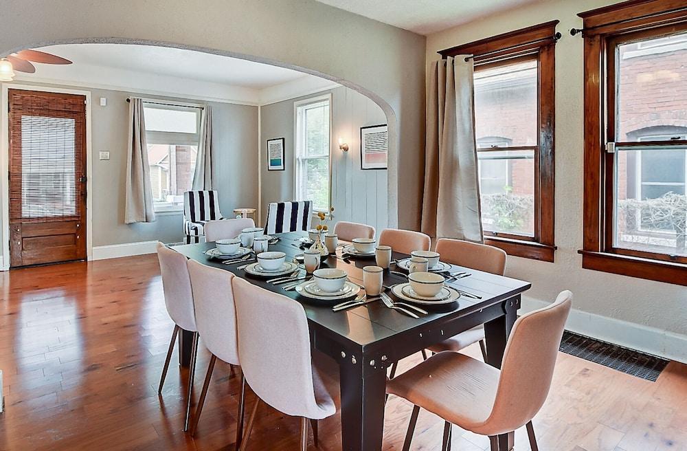 ديزينر هاوس 5 د روت ستيبس تو داون تاون/فاون تان ن اسكو! الصورة الأساسية