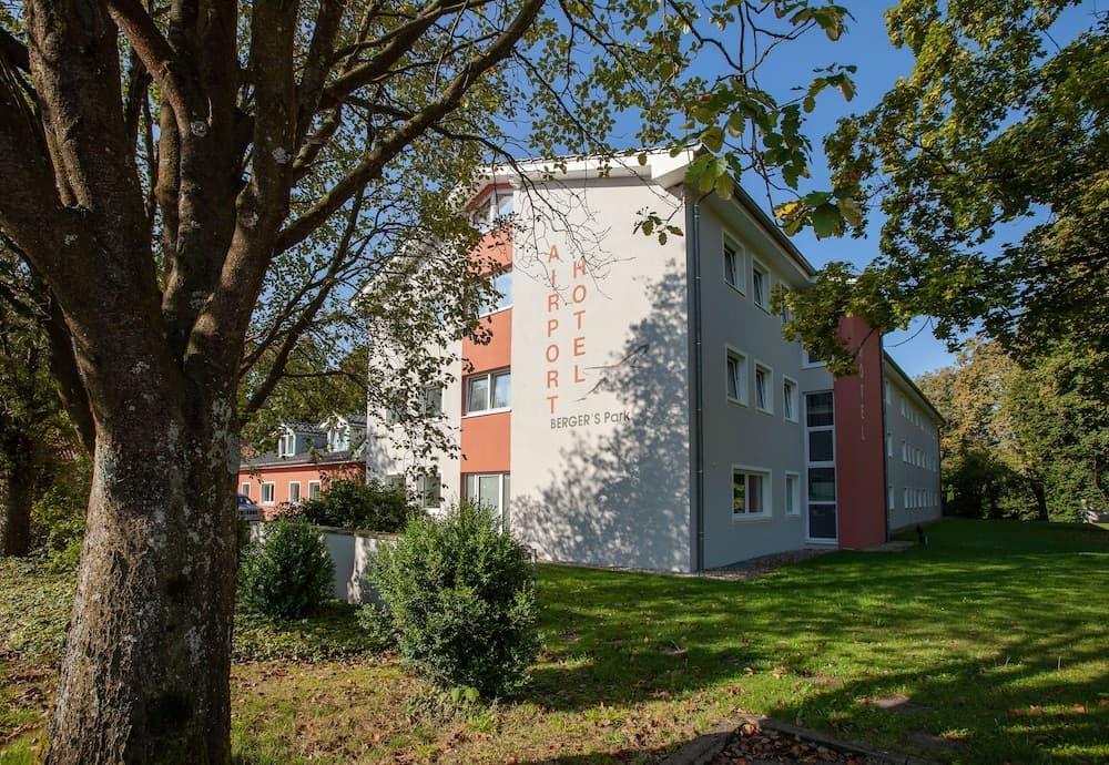 Bergers Airporthotel Memmingen Featured Image