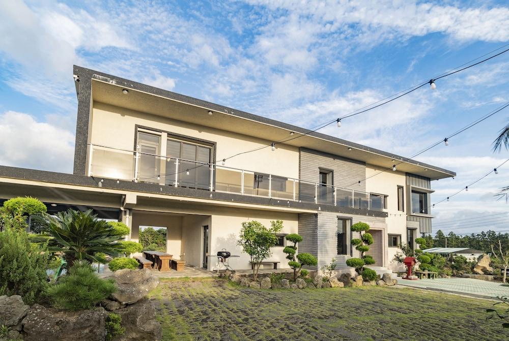 The Some Plus Soosan Exterior