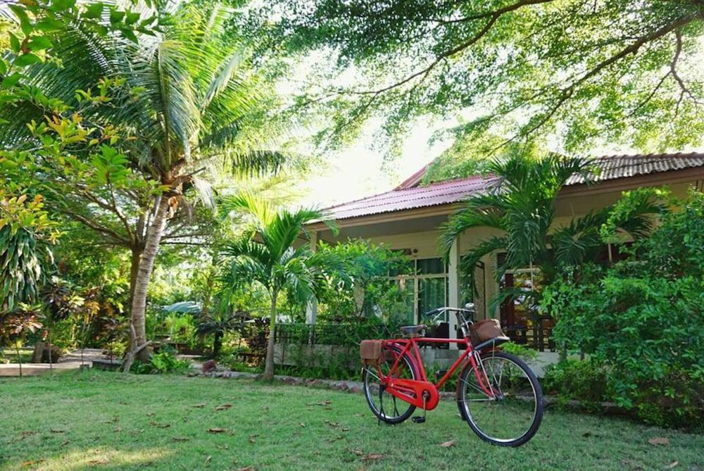 Ruan Panalee Resort Property Grounds