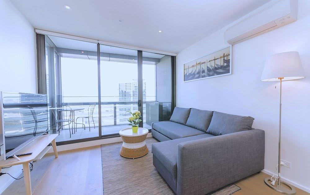 بريليانت فيكتوريا هاربور ووترفرونت الصورة الأساسية