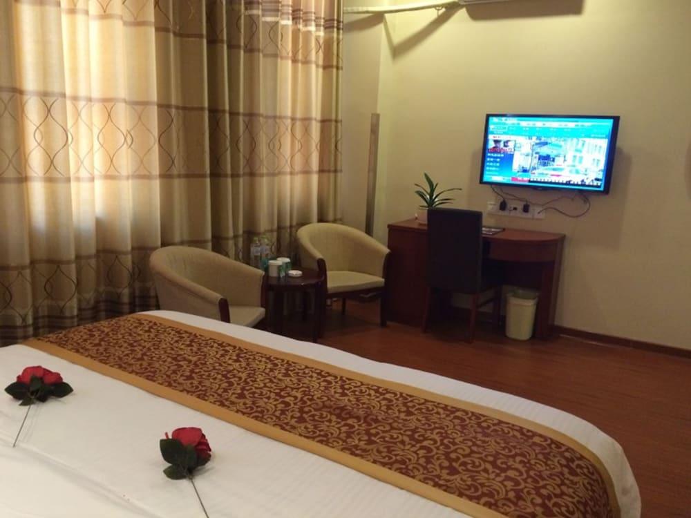 جرين تري إن سوتشين ييوو بيزنس سنتر فوكانغ أفينيو إكسبرس هوتل غرفة