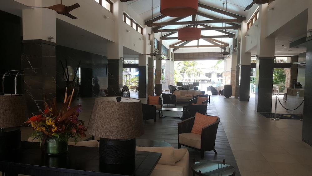 تيمبل ريزورت آند سبا بورت دوجلاس منطقة الاستقبال