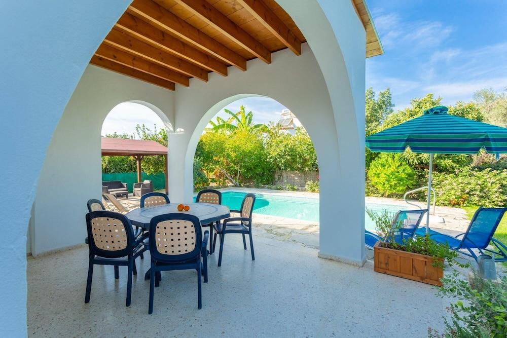 Sun Beach Villa Tria Large Private Pool Walk to Beach A C Wifi Car Not Required - 2282 Room