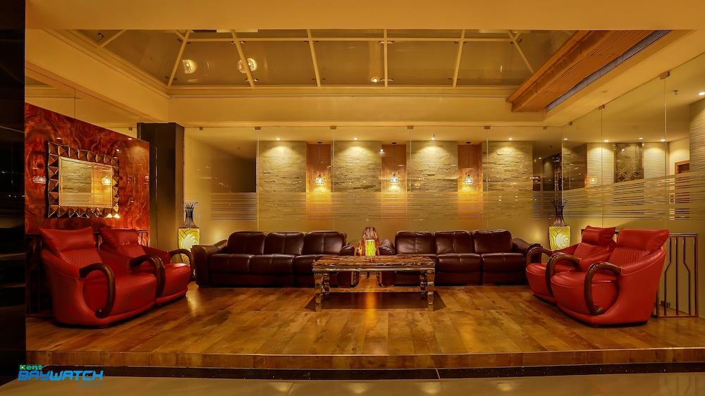 كينت باي ووتش سويتس