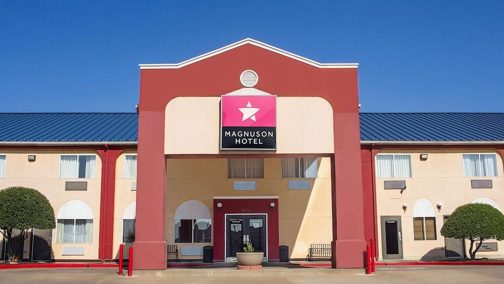 ماجنوسون هوتل ساند سبرينجز  - توسلا ويست المنطقة الخارجية