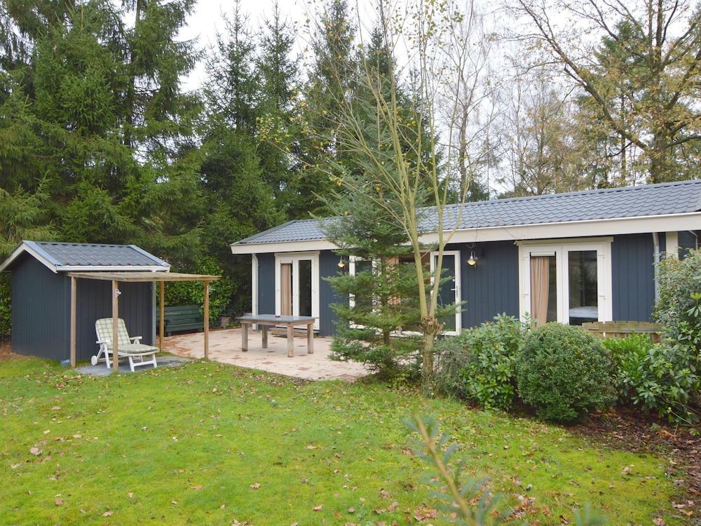 Tranquil Holiday Home in Wissel With Terrace, Garden