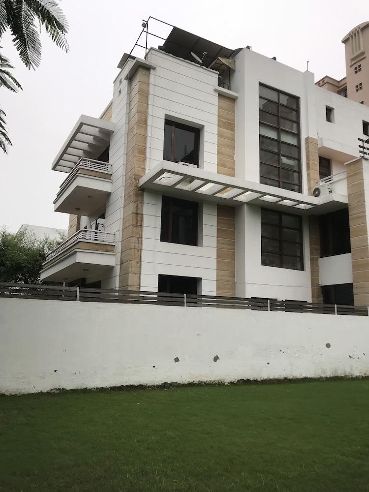 The Essence Suite Exterior