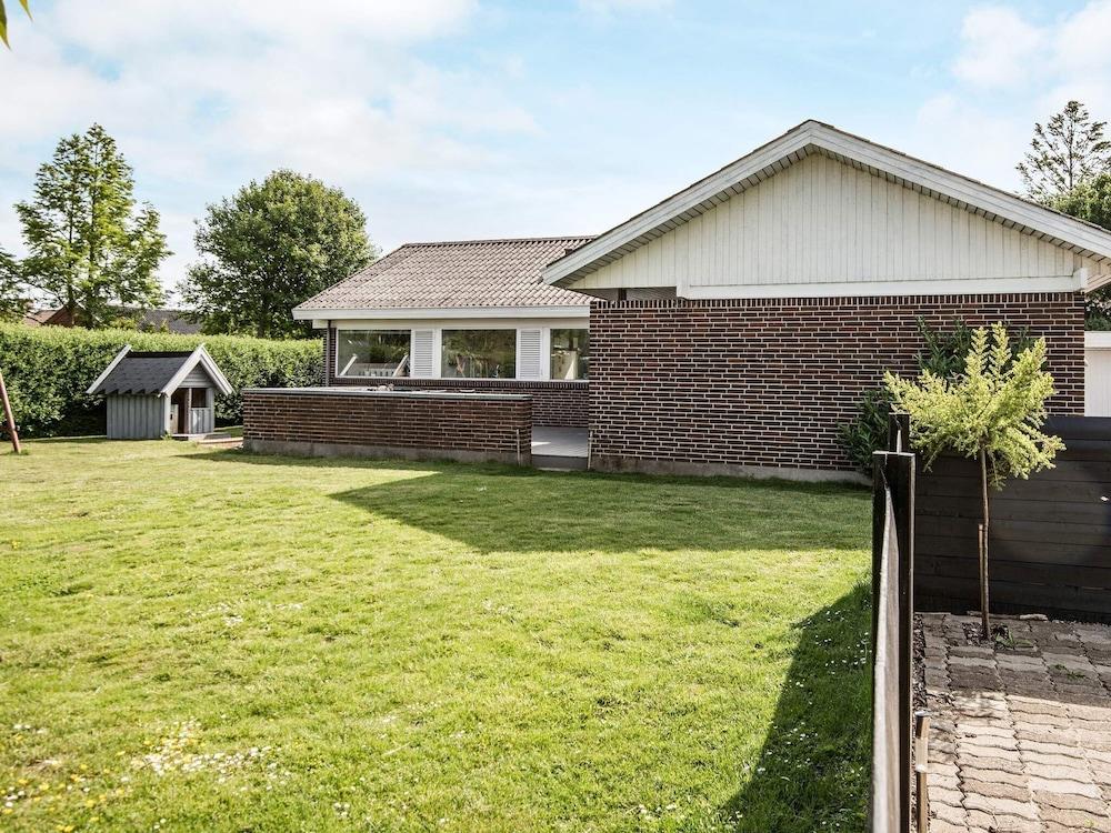 5 بيرسون هوليداي هوم إن أودر المنطقة الخارجية