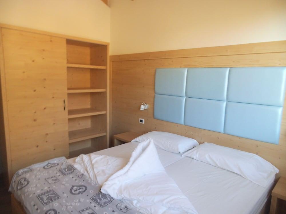 أبارتهوتل دولوميتيز ليفينج آند ريلاكس غرفة