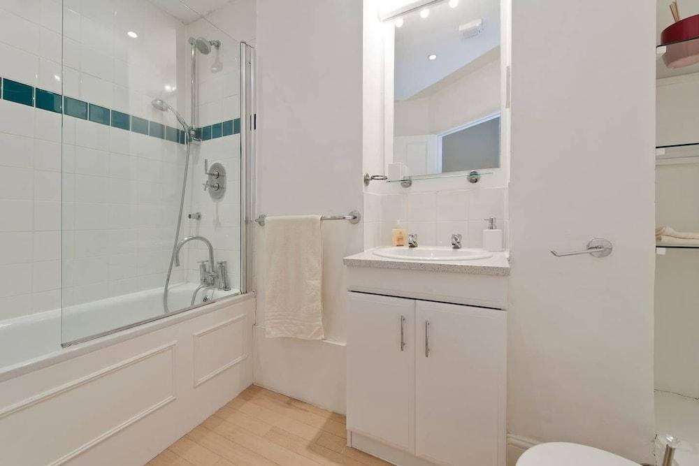 Charming 1 Bed Apt in Pimlico - Walk to Palace Bathroom