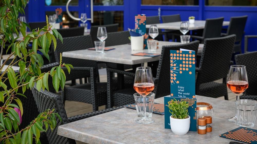 تيوليب إن أنتويربين المنطقة الخارجية