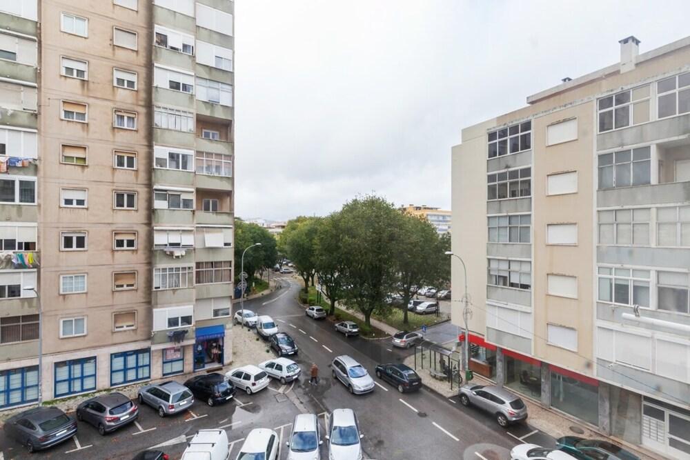 بيوتيفول 1 بد روم أبارتمنت نير بنفيكا المنطقة الخارجية