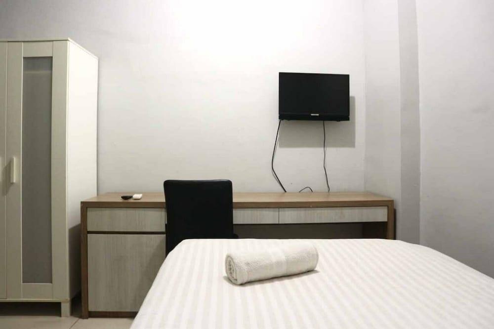 KoolKost @ Tanjung Duren Utara Room