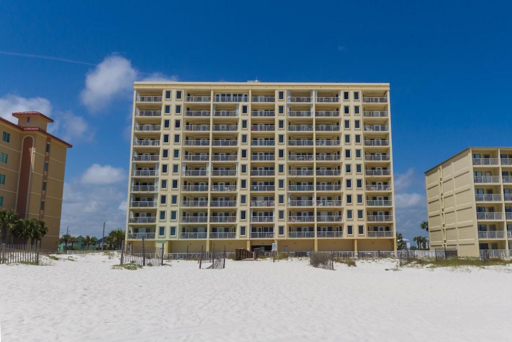 Boardwalk Condos by Hosteeva Exterior
