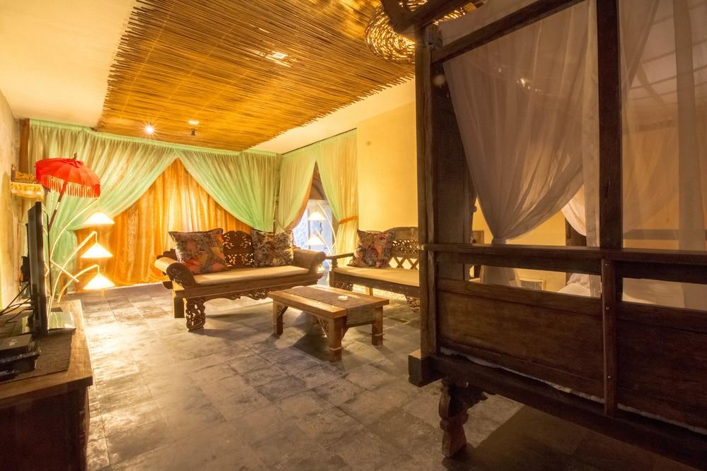 جانغل ريتريت باي كوبو كوبو بارونج نادي صحي