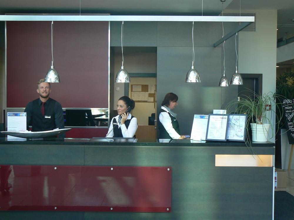 بست ويسترن بريمير نوفينا هوتل ريجينسبرج منصة تسجيل إجراءات الوصول/المغادرة