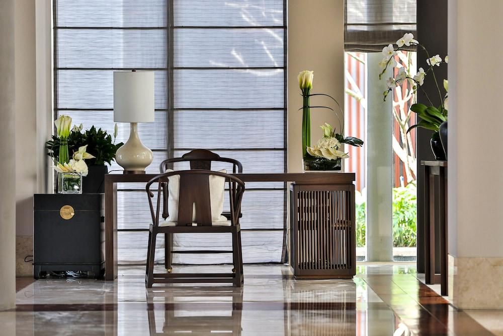 كابيلا توفو باي، هاينان منطقة الانتظار في الردهة