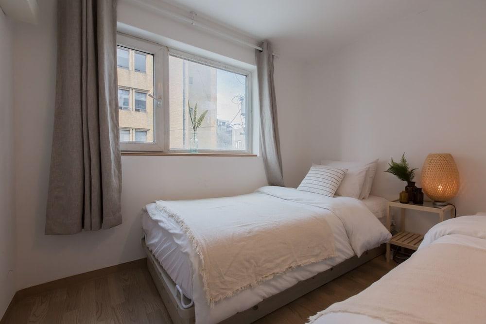 Sio Suite Room