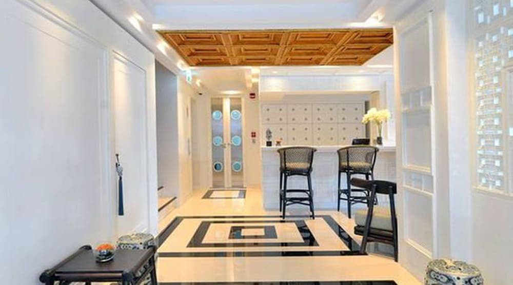 Riva Arun Bangkok Lobby