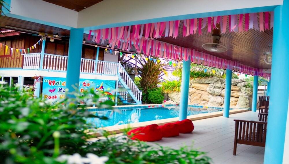 Xanadu Pool Villa Interior Detail