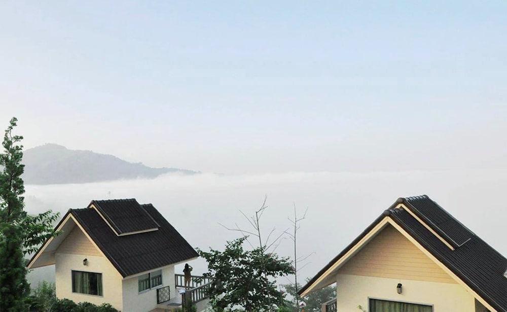 Byemuang Khaokho Resort View Talaymok Featured Image