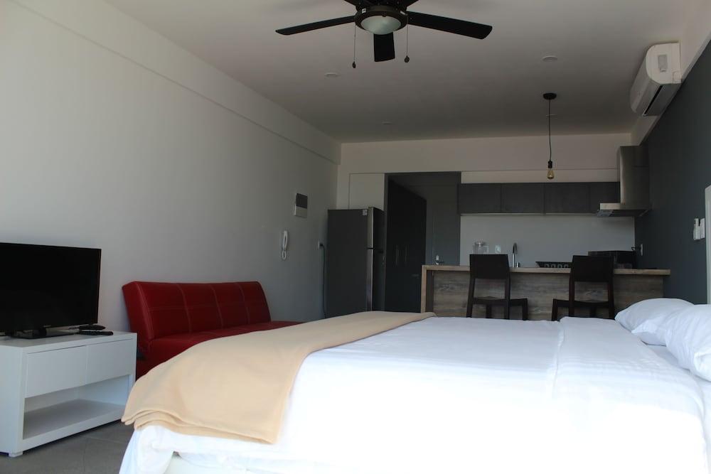 ستوديو 30 كوند هوتل باي نا هوتلز غرفة