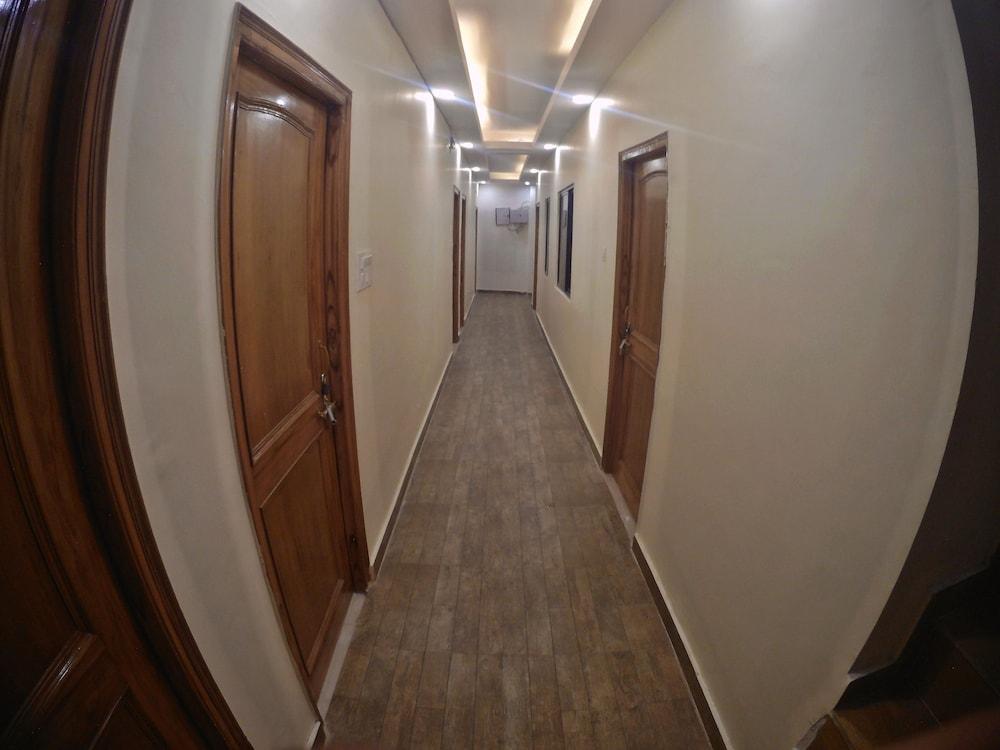 هوتل جرايس جانجا باي نيتشر كاري فيليدج الردهة