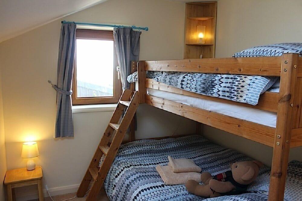 Lazy Daisys Farm Cottages Room
