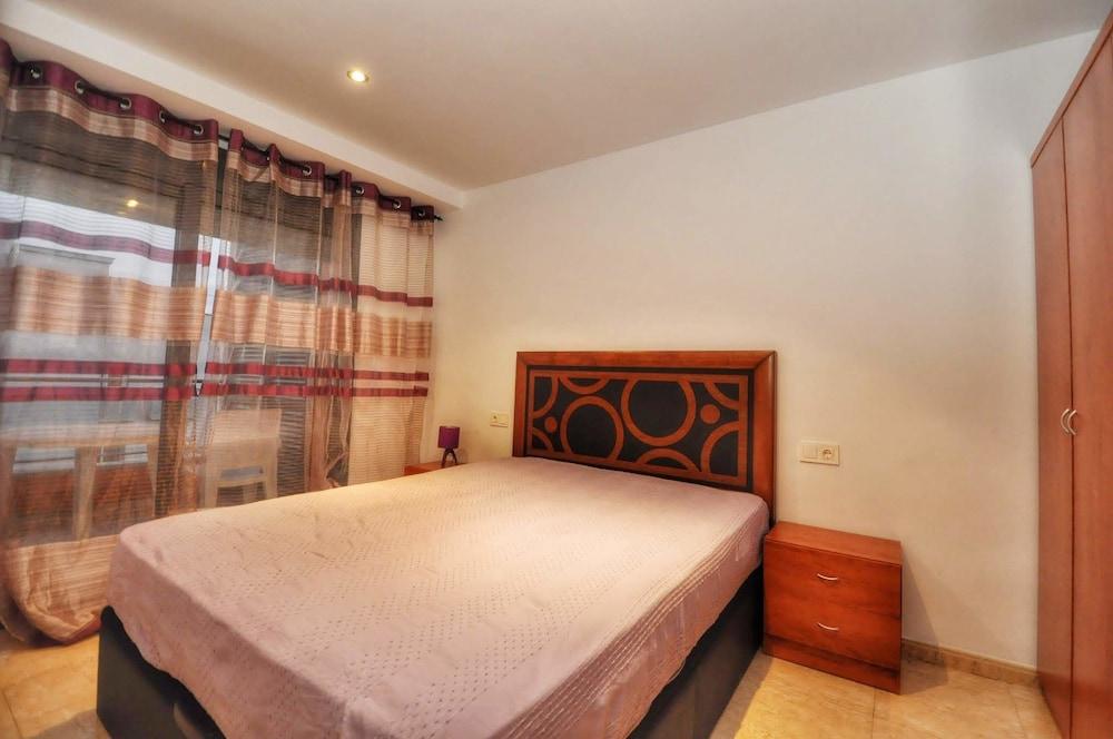 هابي دايز يوريتهوليداي غرفة