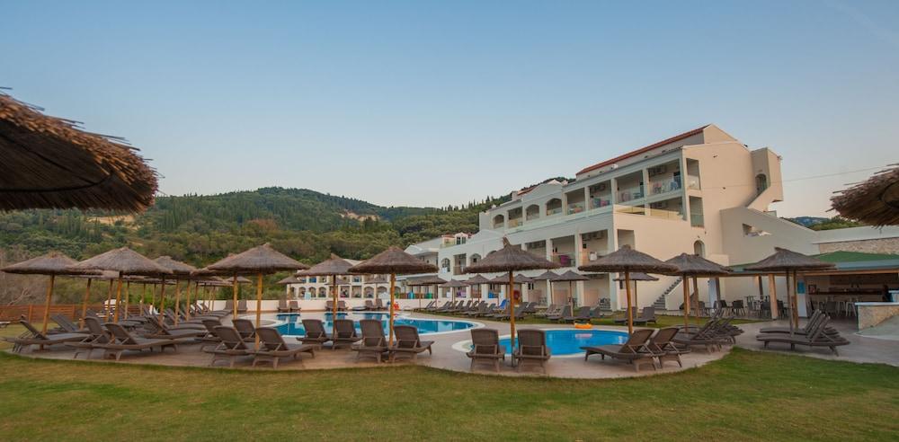 سانت جورج بالاس هوتل - شامل جميع الخدمات المنطقة المحيطة بالمنشأة