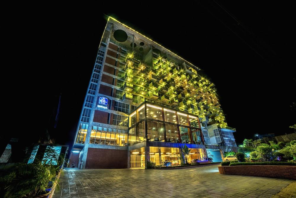 بست ويسترن هيريتيدج