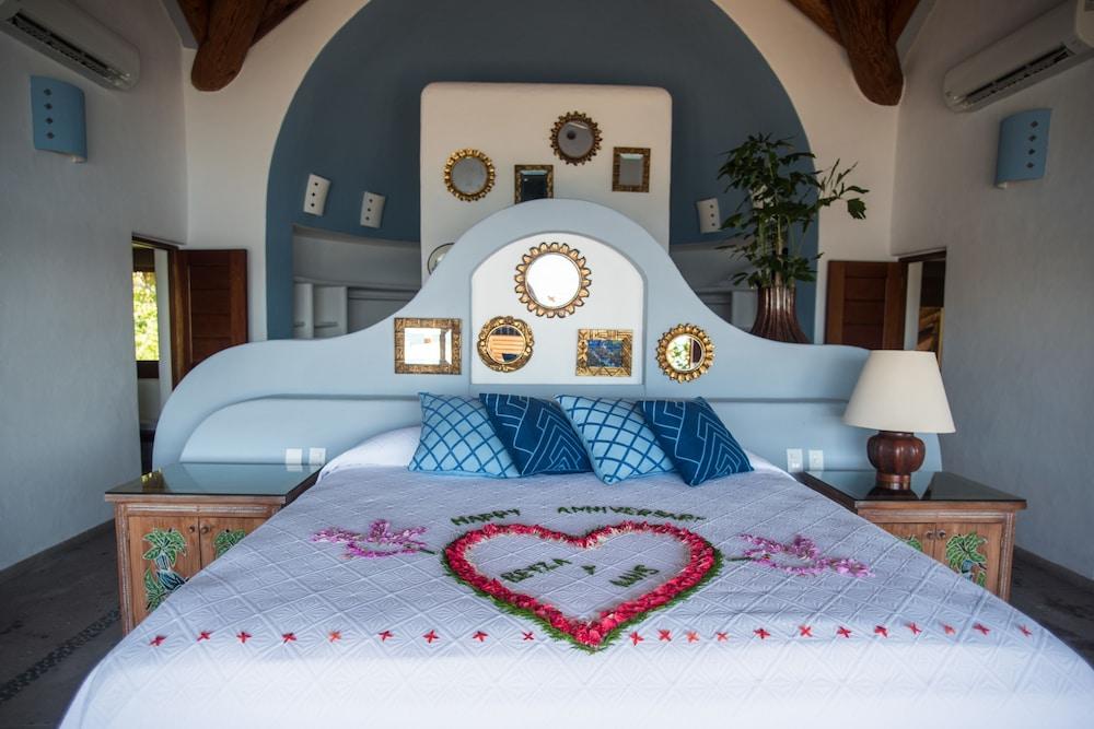 فيلا إل مورمولو  باي لا كاسا كو كانتا غرفة