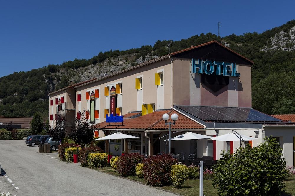 Hôtel balladins Foix Featured Image