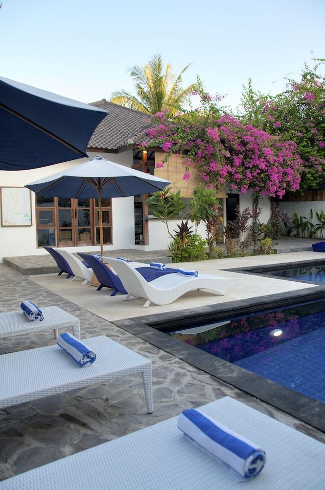 تير نا نوج جيلي تراوانجان أكوموديشن حمام سباحة مكشوف