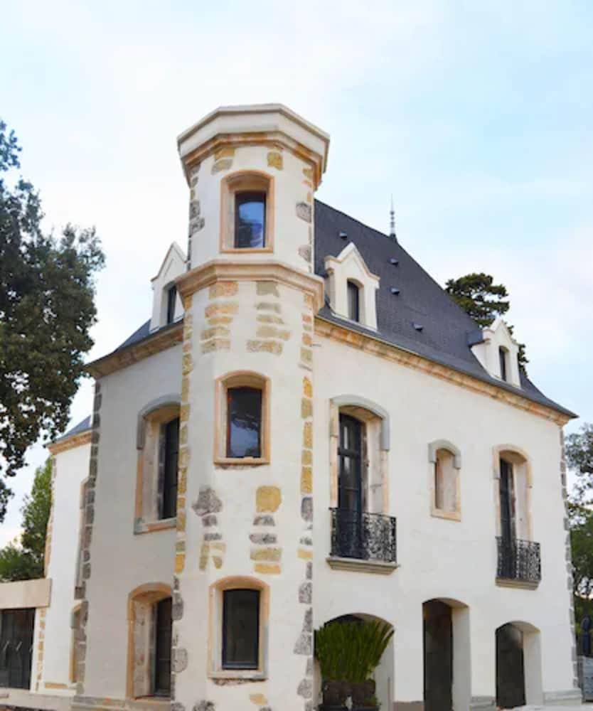 دومين تاربوريتش