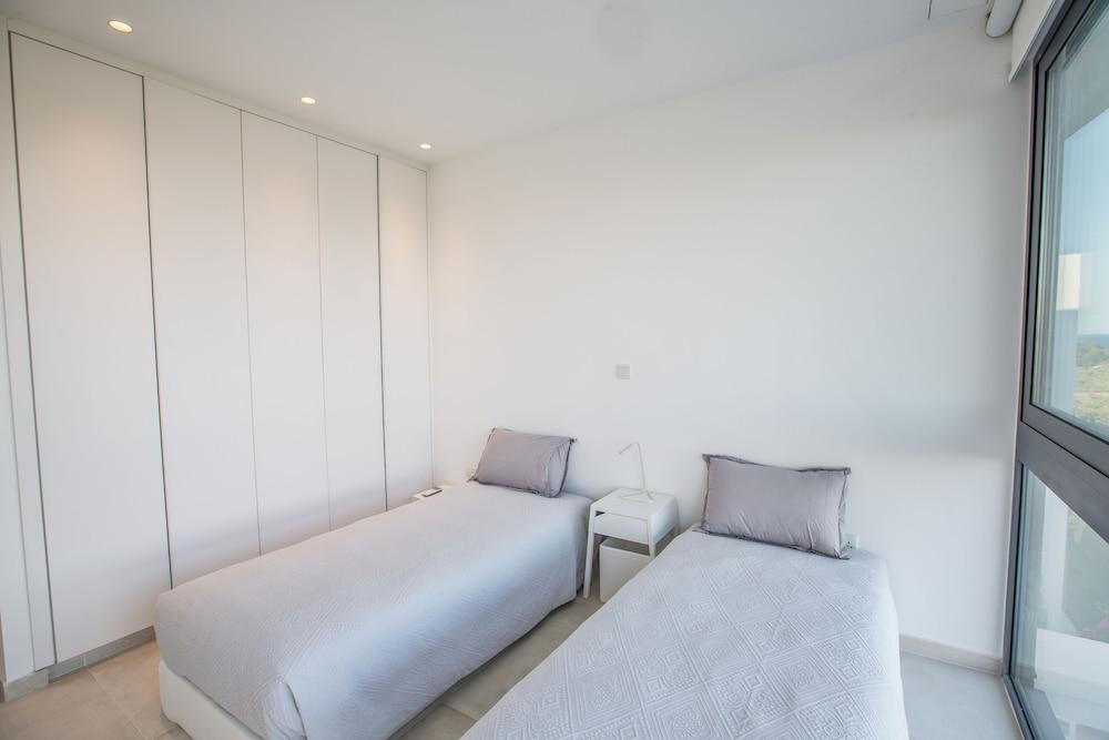 White Pearl Villa 7 Interior
