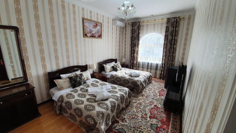 Sarbon Hotel Room