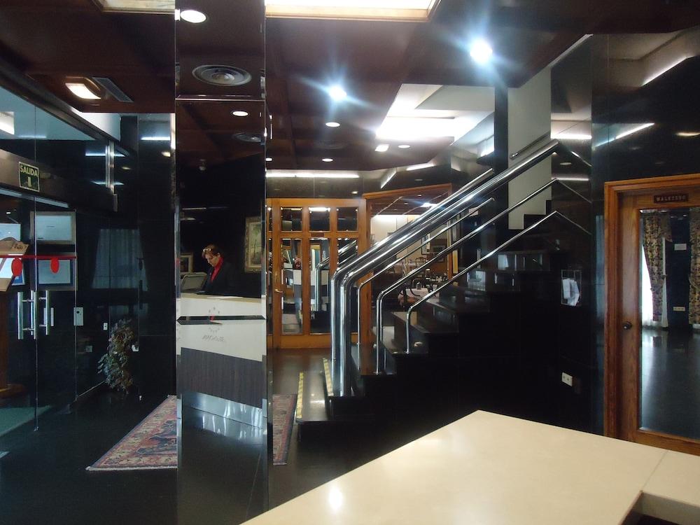 بي آند بي هوتول جيجون سنترو بيغونيا الردهة