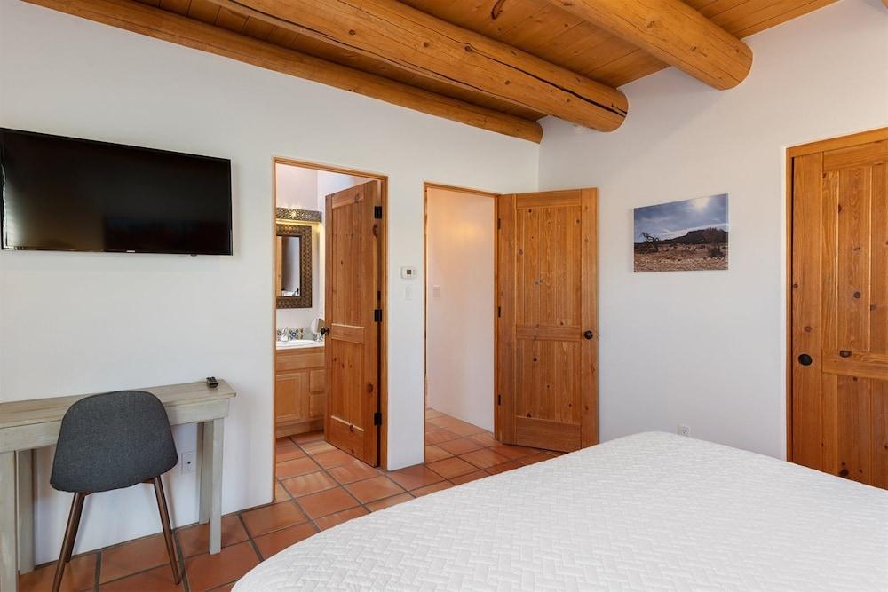 كازا بيكو - إديل لوكيشن، فانتاستيك وورك سبيسيز، بيرفيكت باتيو غرفة