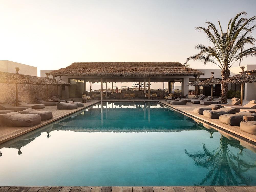 أوكو هوتل كوس - لبالغين فقط