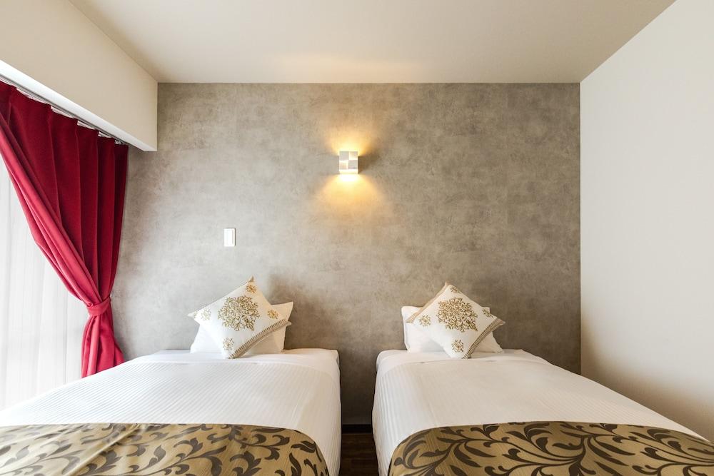 Mr.KINJO Rinzu RYCOM Room