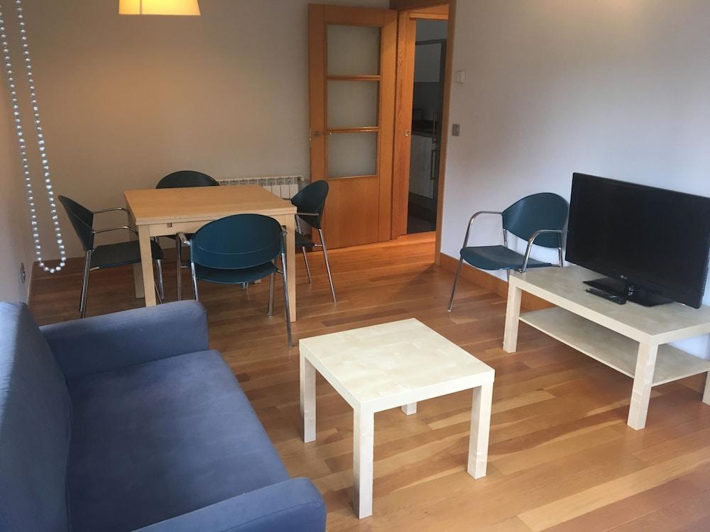 بلاياوندي باي باسكيليدايز الصورة الأساسية