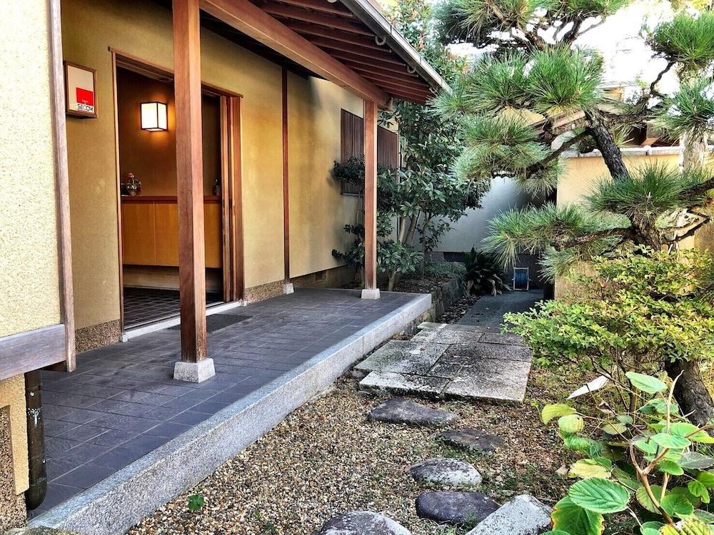 Kyu-Hoshigatei Featured Image
