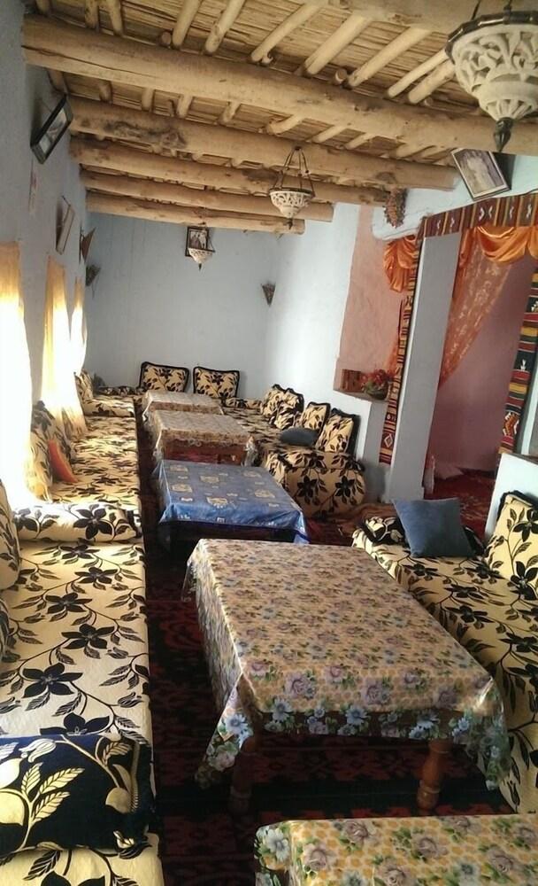 Gite D'etape Tadmrt Oukhatar Interior