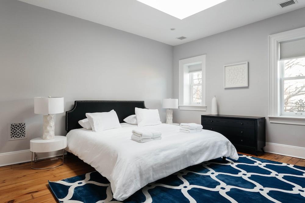 6 بد روم تاون هوم نير نيويورك سيتي غرفة