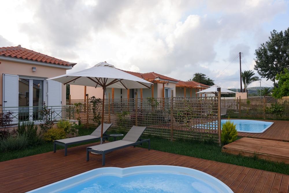 Coastal Dreamy Retreat, Dive in Dimitra's Paradise Outdoor Pool